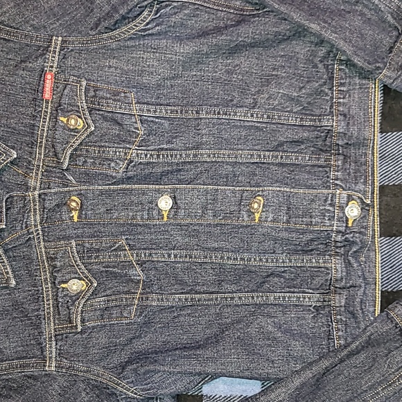 Y2k. Guess. Denim Jacket. Like-new. Women's size XL - Picture 4 of 13